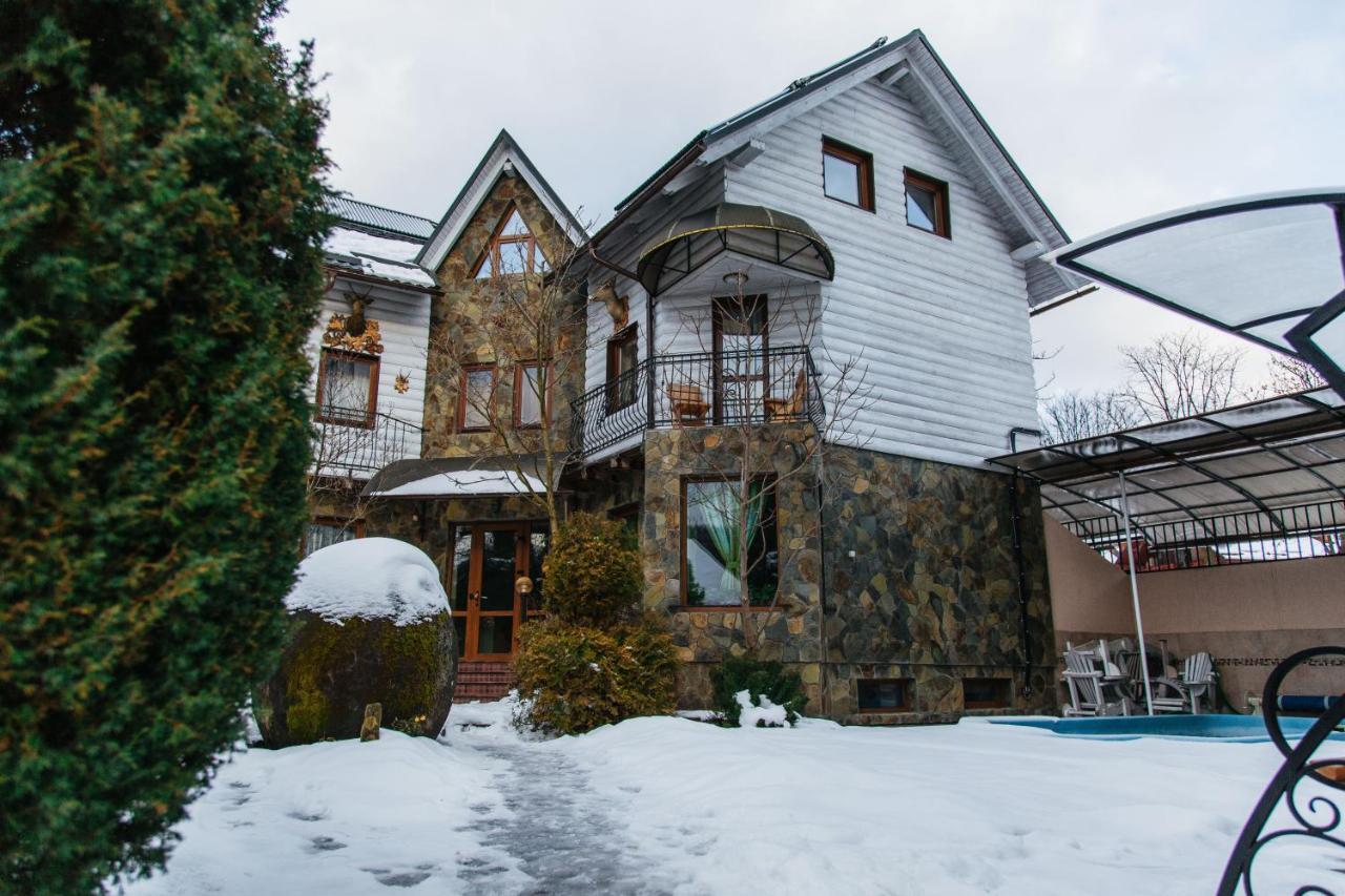 Hotel Velyka Vedmedytsya ヤレムチャ エクステリア 写真